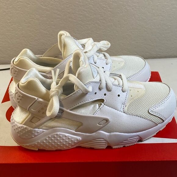NIB NIKE Youth Huarache Run (PS) White Running Athletic Tennis Shoe - Size 2Y - Picture 11 of 14